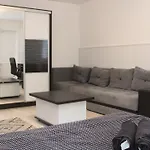 Holidays Host Splaiul Unirii