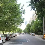 Holidays Host Splaiul Unirii Апартаменти