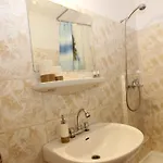 Holidays Host Splaiul Unirii Апартаменти Бухарест