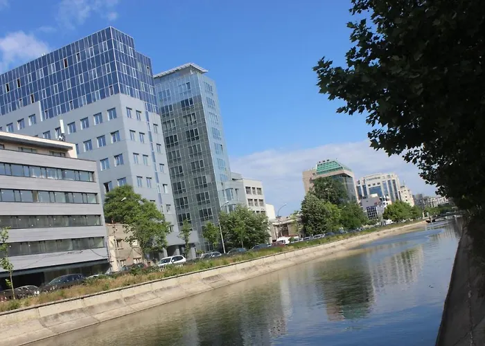 Holidays Host Splaiul Unirii Daire *